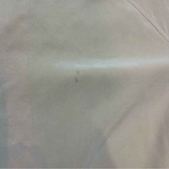 Everlane 100% Silk Peach Button Up Blouse Top Size Small Lightweight Business - Picture 7 of 7